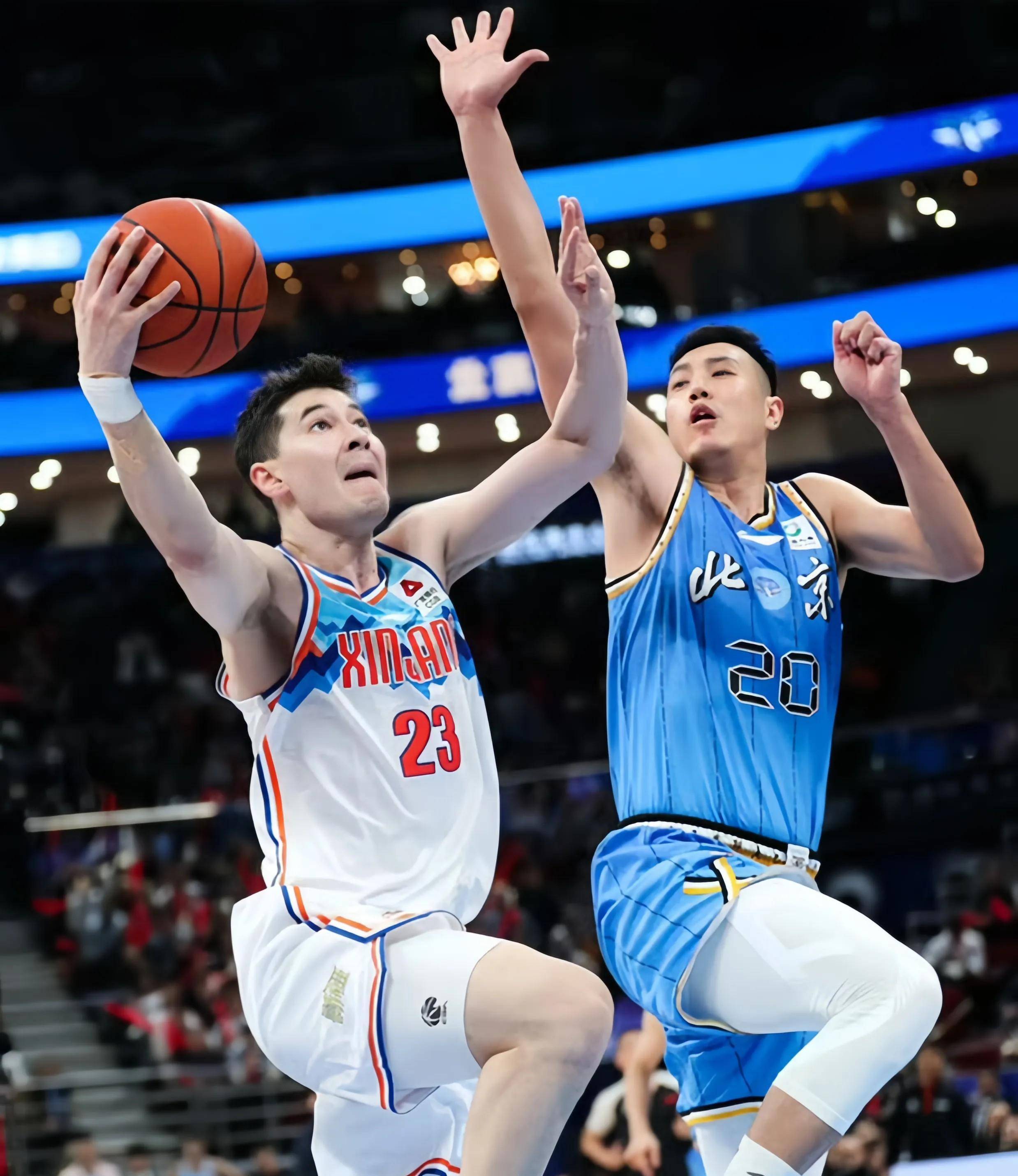 一场CBA比赛展现了球队默契