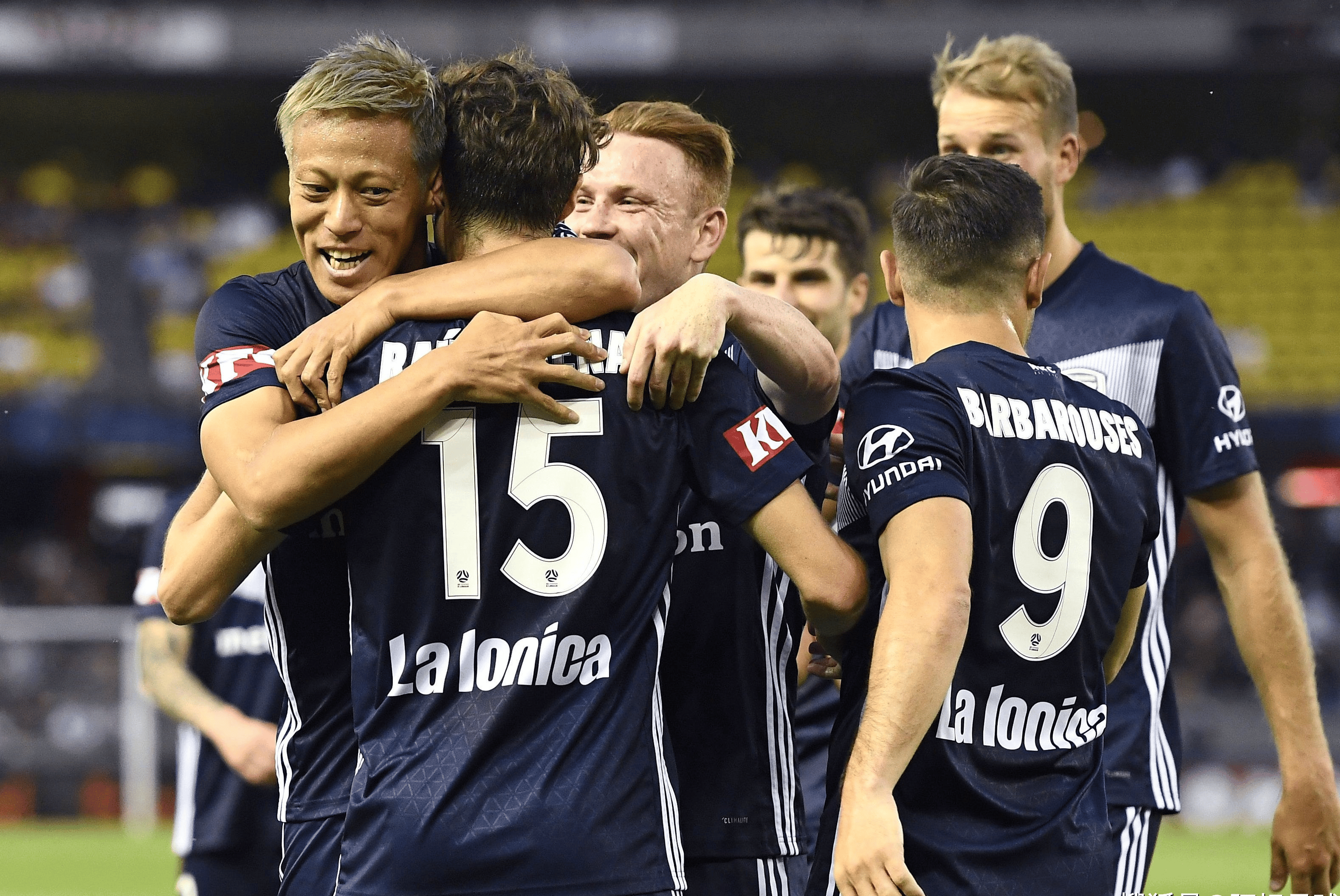 包含澳大利亚队蓄势待发，冲刺胜利的词条