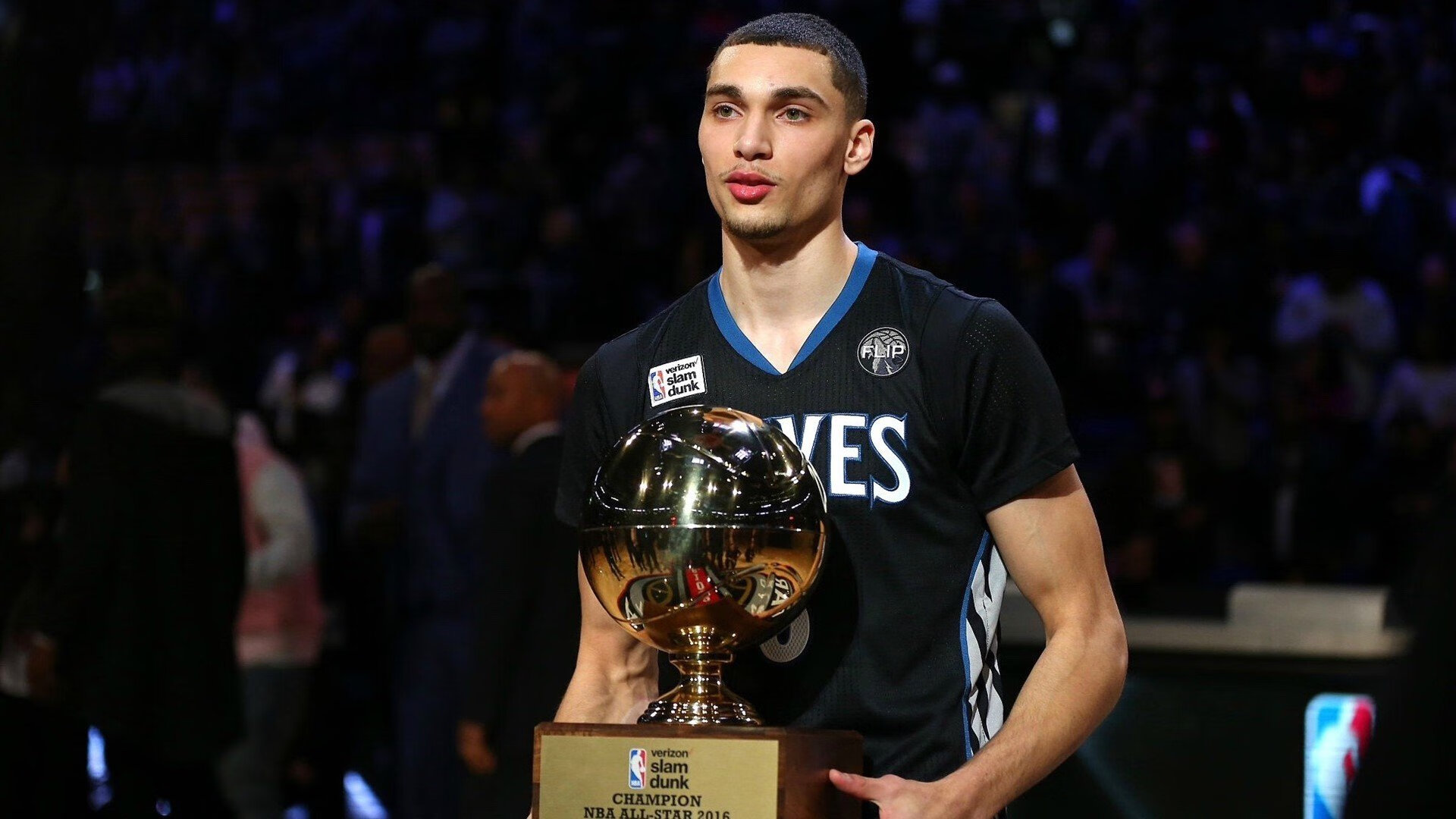 开云平台-爱德华兹闪耀全场，火箭式火力助森林狼压制奇才